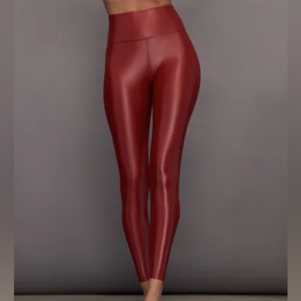 Beach Riot Sport Metallic Leggings